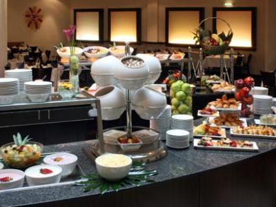 Center East Prenzlauer Berg By Ihg Отель 4*
